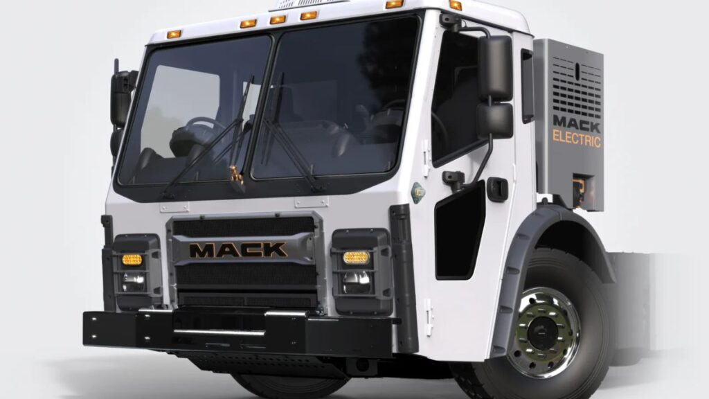Mack Electric LR{image source : Mack trucks }